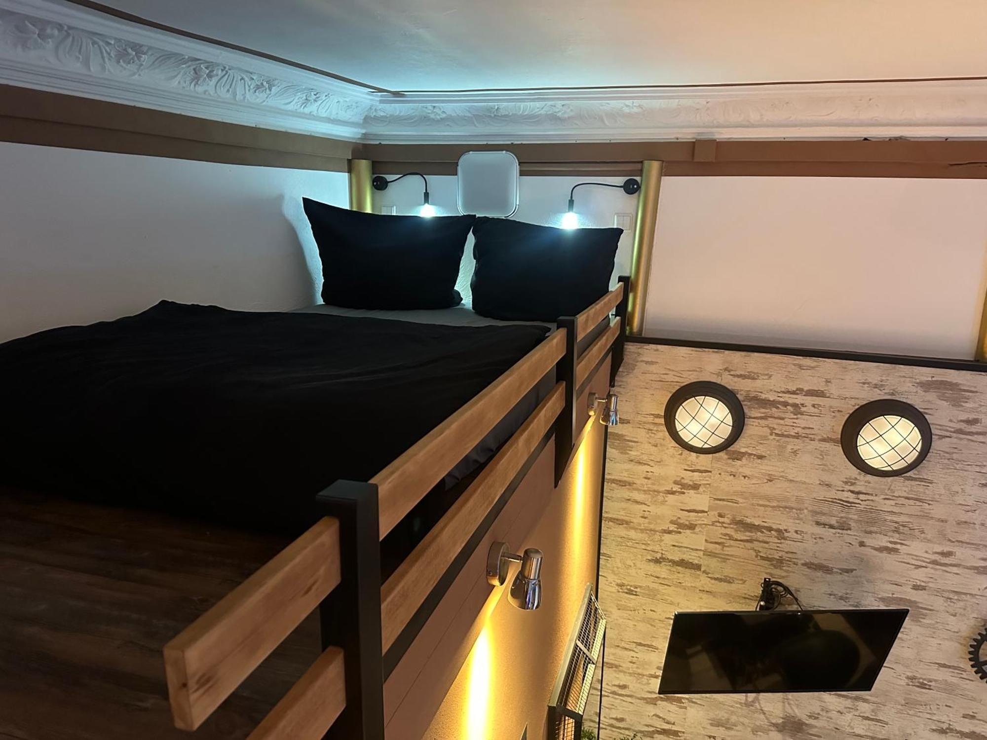Einzigartige Ferienwohnung Bunt Wie Berlin Exteriör bild
